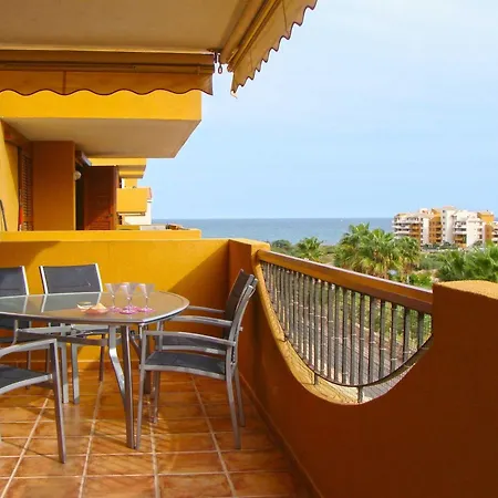 Bennecke Alferini Apartment